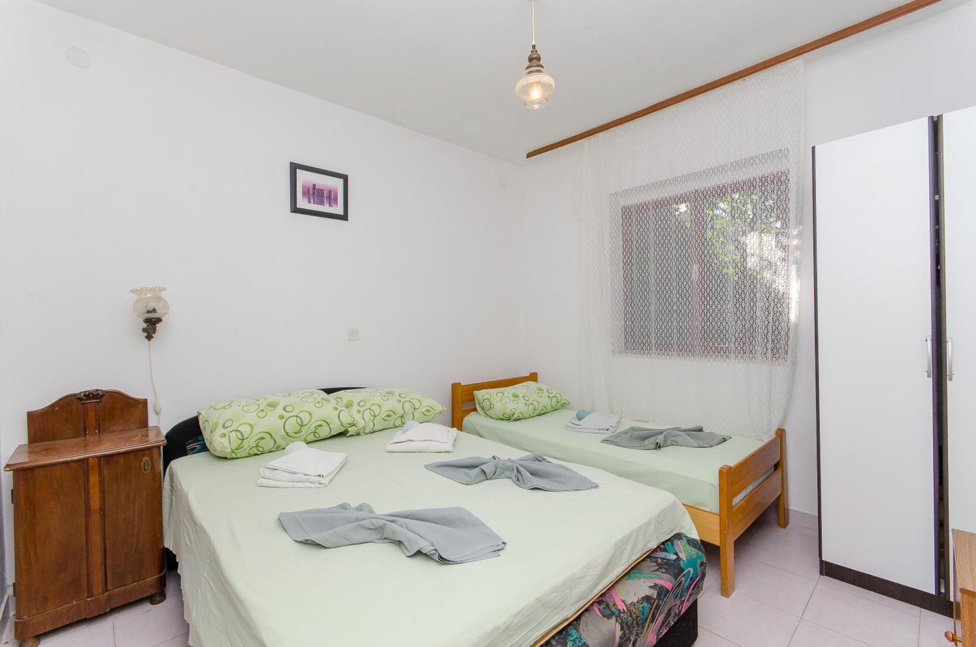 Apartments Lorena Stomorska Pokoj fotografie